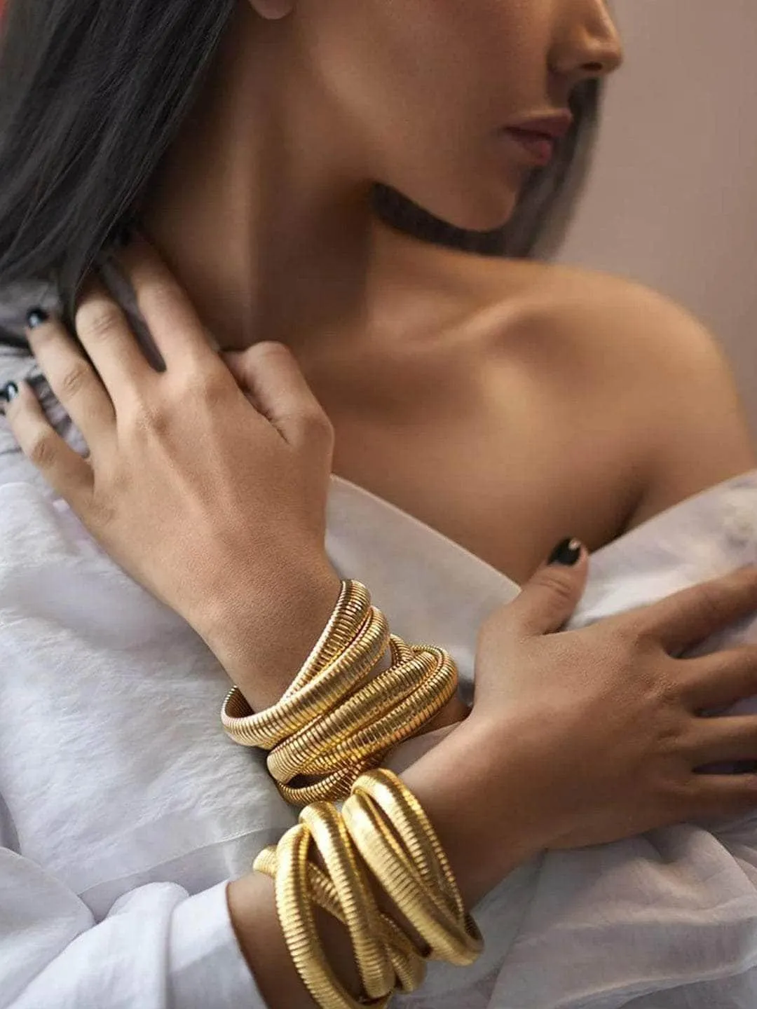 Anusha Mani In Triple Layer Wrap Stretchable Bracelet