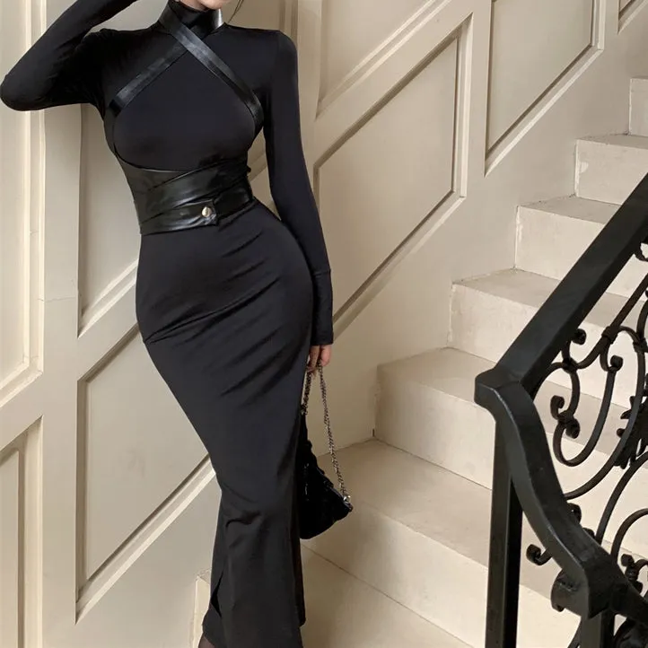 Bodycon Black Hip-Hugging Long-Sleeved Dress