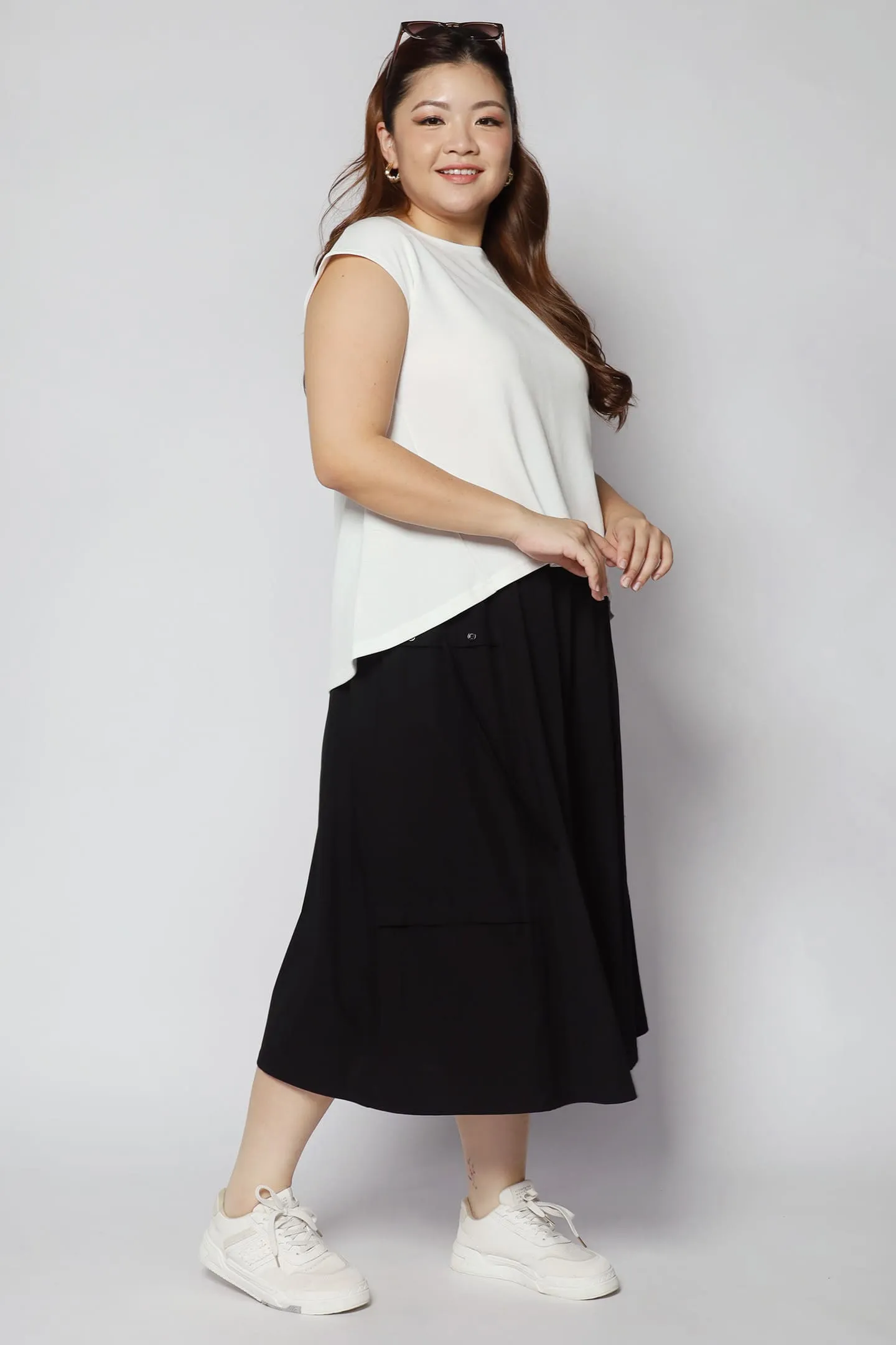 Jesslyn Top in White