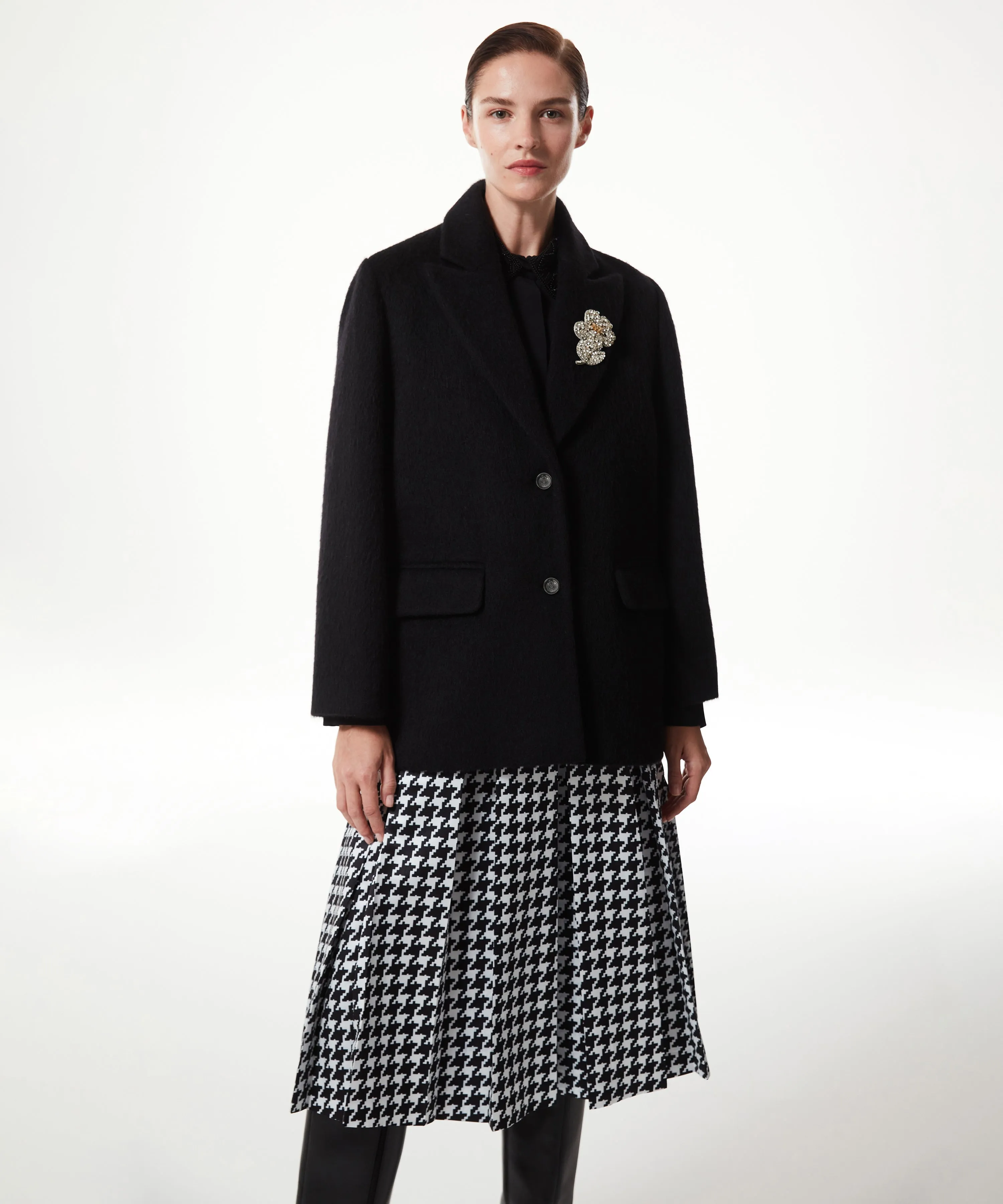 Machka Wool Blend Solid Blazer Black